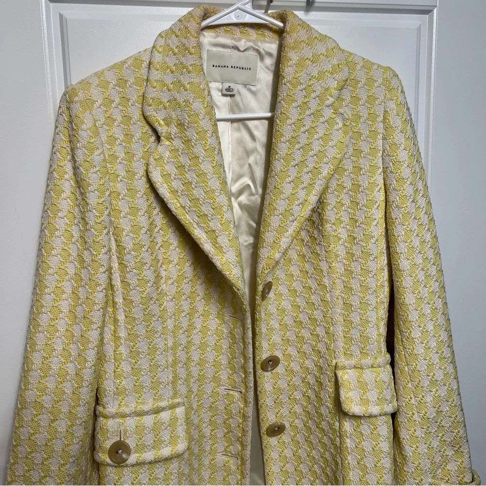 Banana Republic Yellow and White Trench Coat - Picture 2 of 7